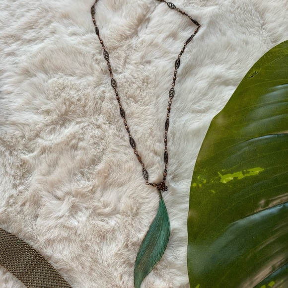 JEWELRY BUNDLE - Picture 7 of 9